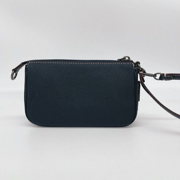 Coach X Peanuts CE859 Nolita 19 With Snoopy Let It Snow Motif Wristlet NWT $228 - Picture 2 of 12